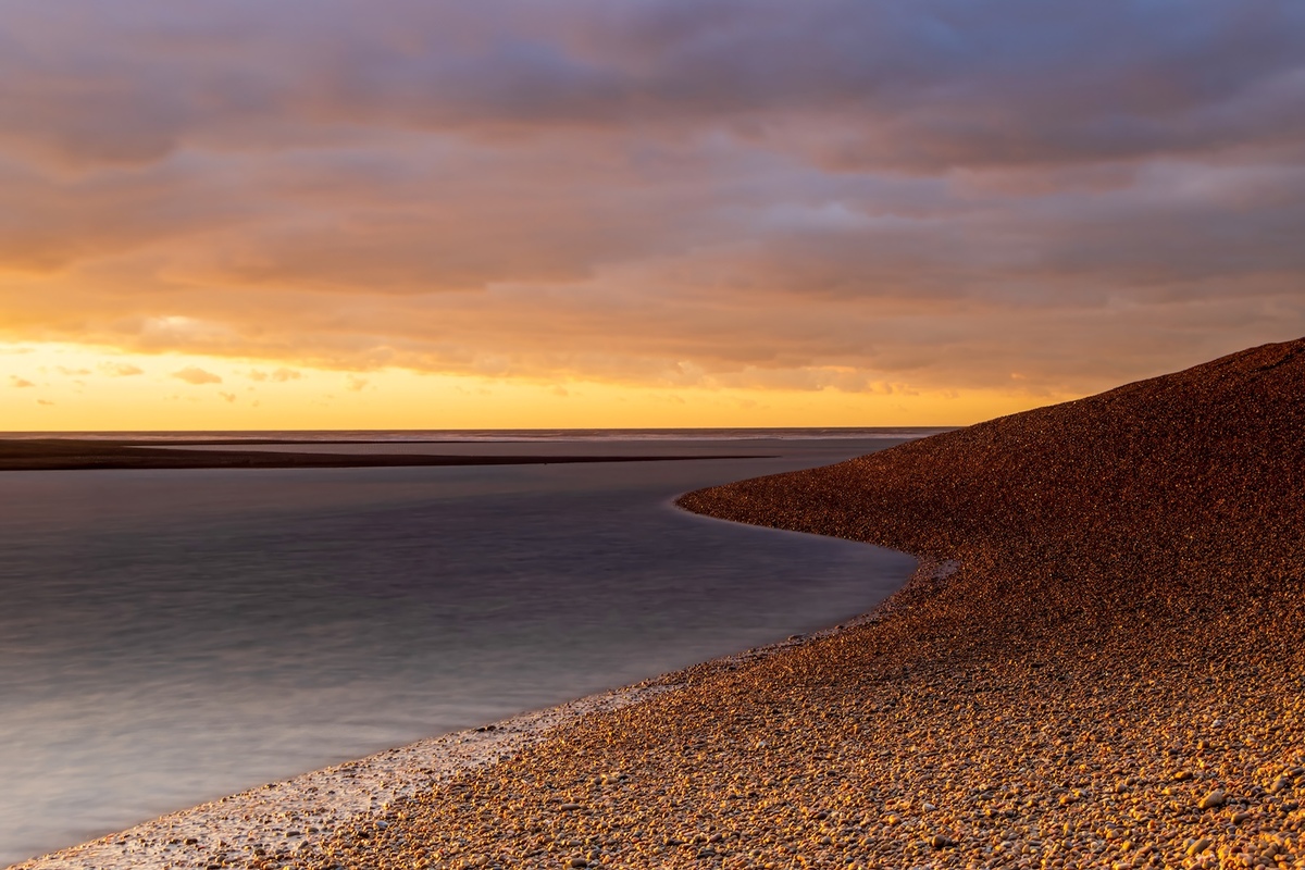 Shingle Street at Dawn - Pat Ainger
